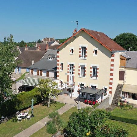 La Chtite Creuse - Chambres D'Hotes - Parking - Abri 2 Roues Boussac  Εξωτερικό φωτογραφία